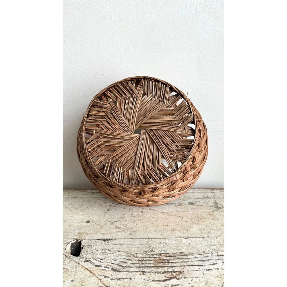 Vintage Round Wicker Basket Sunburst Base Boho Farmhouse Decor 12 Inch